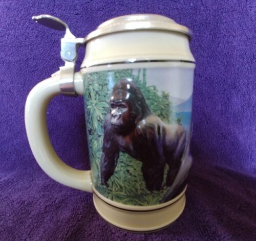 A beer mug with a gorilla on it